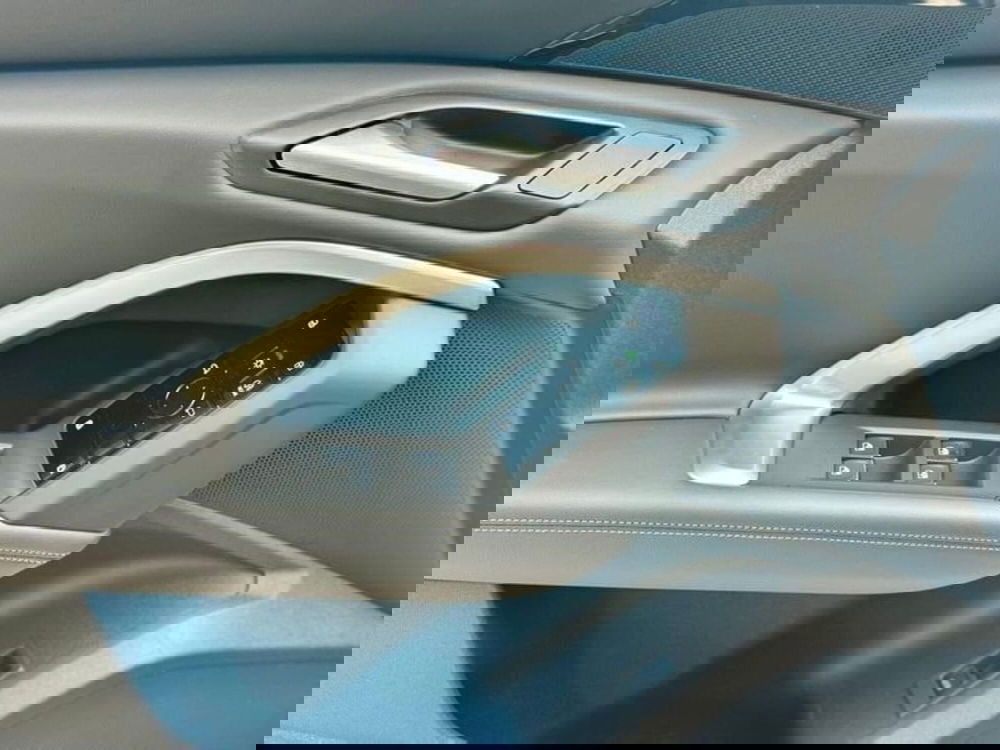 Audi Q5 Sportback nuova a Perugia (6)