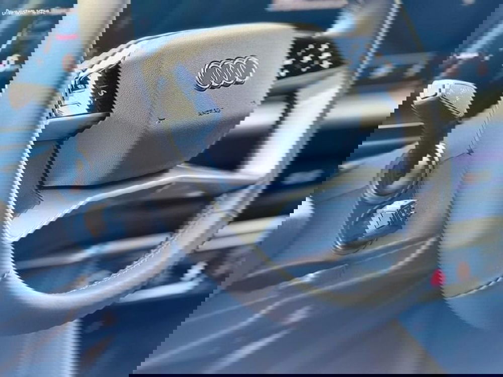 Audi Q5 Sportback nuova a Perugia (9)