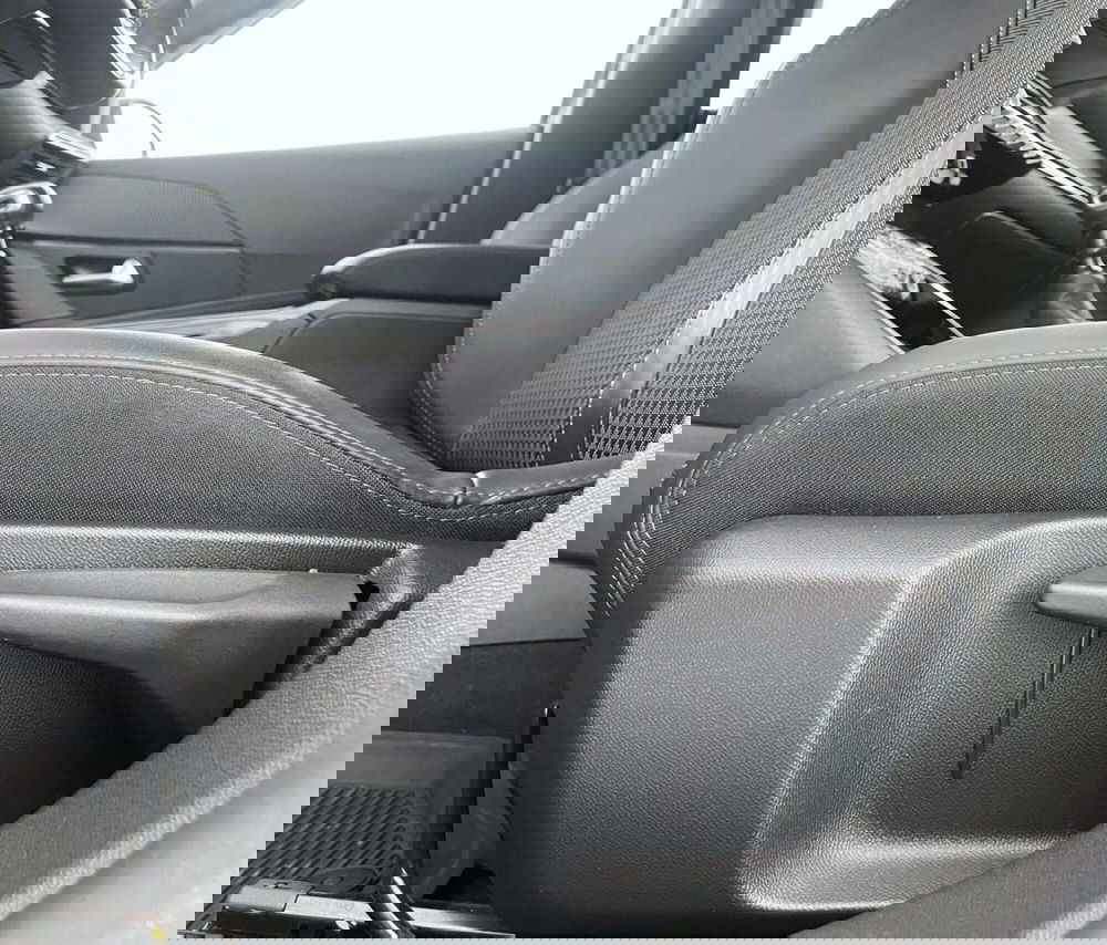 Peugeot 208 usata a Perugia (8)