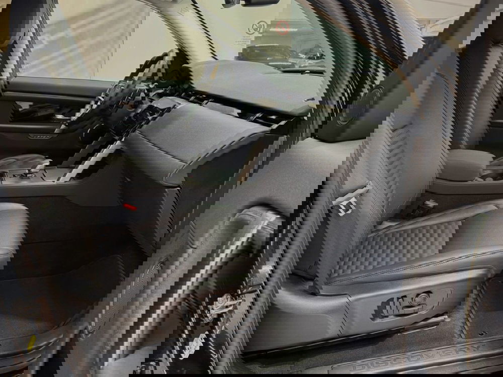 Land Rover Discovery Sport usata a Savona (3)