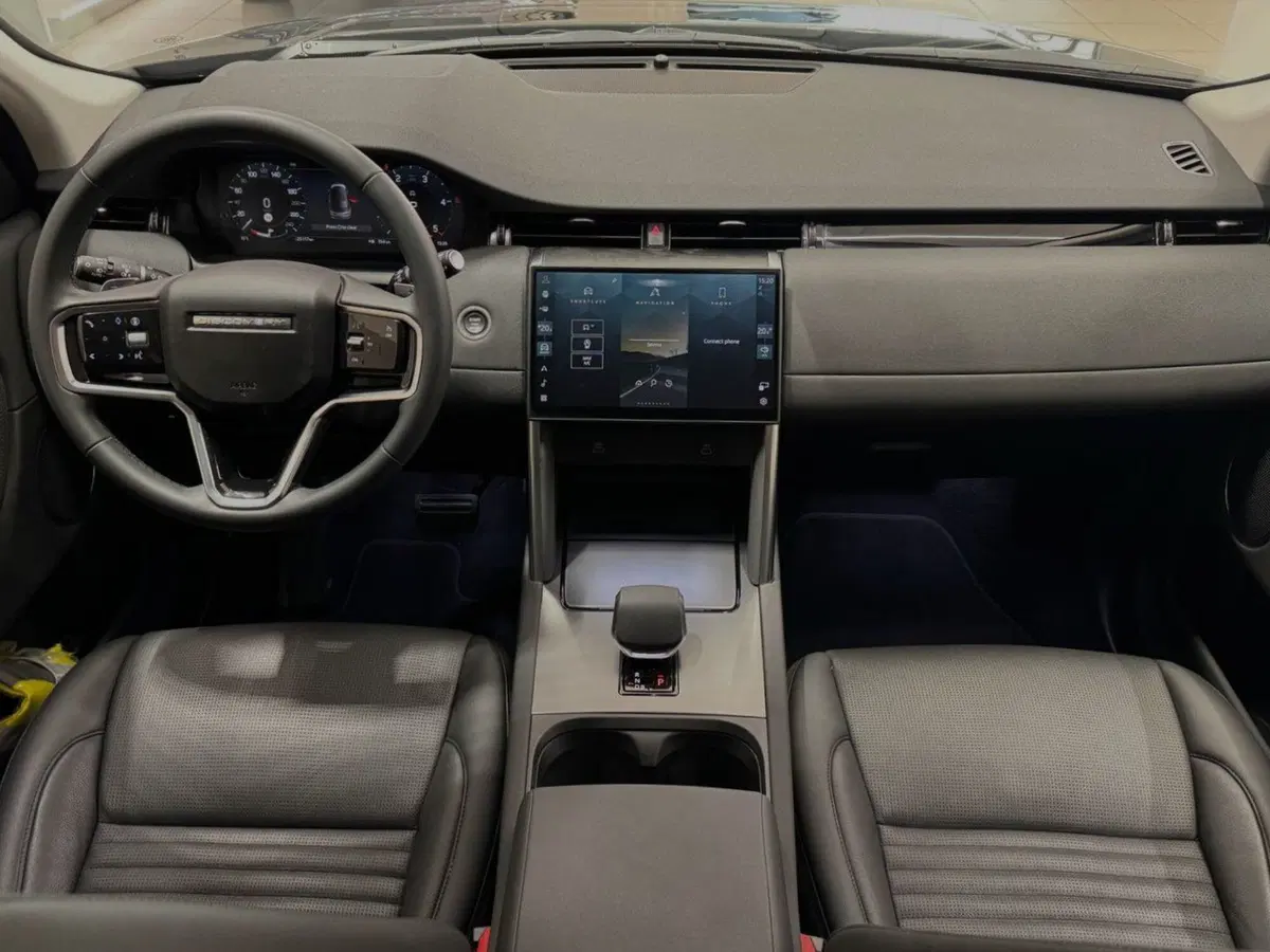 Land Rover Discovery Sport usata a Savona (4)