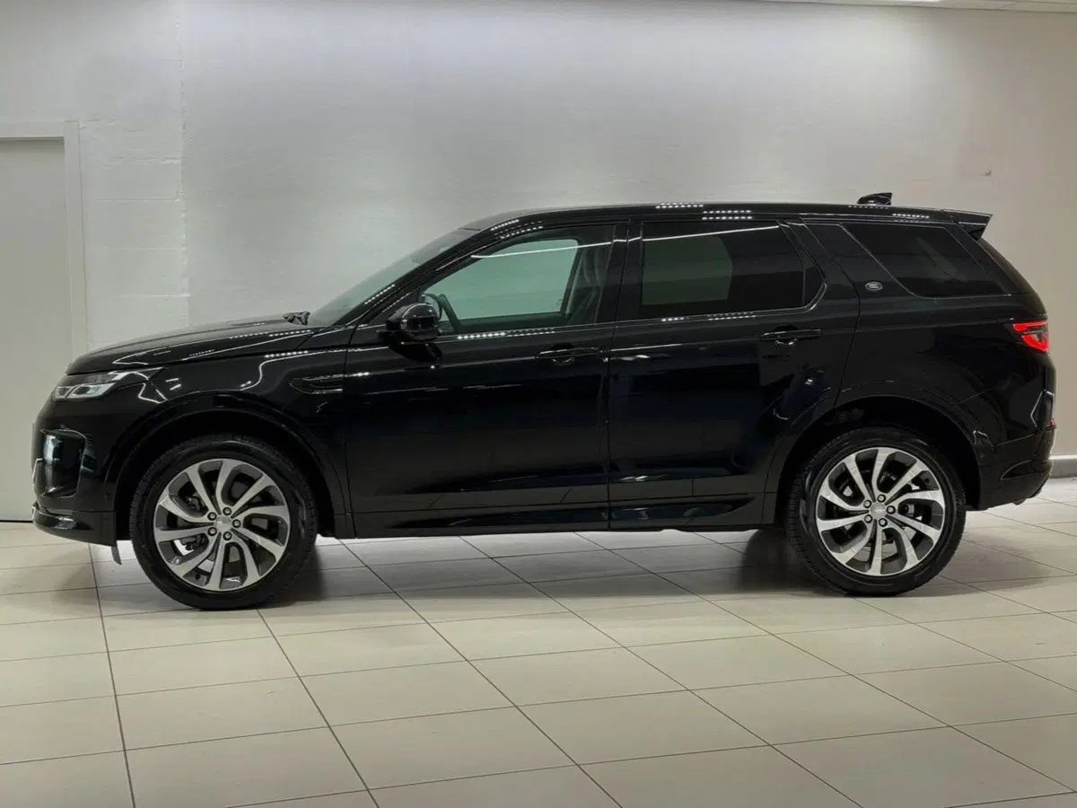 Land Rover Discovery Sport usata a Savona (6)