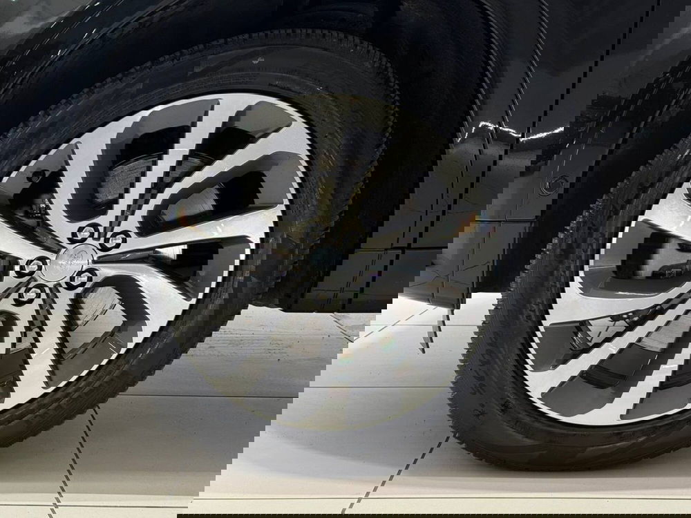 Land Rover Discovery Sport usata a Savona (9)