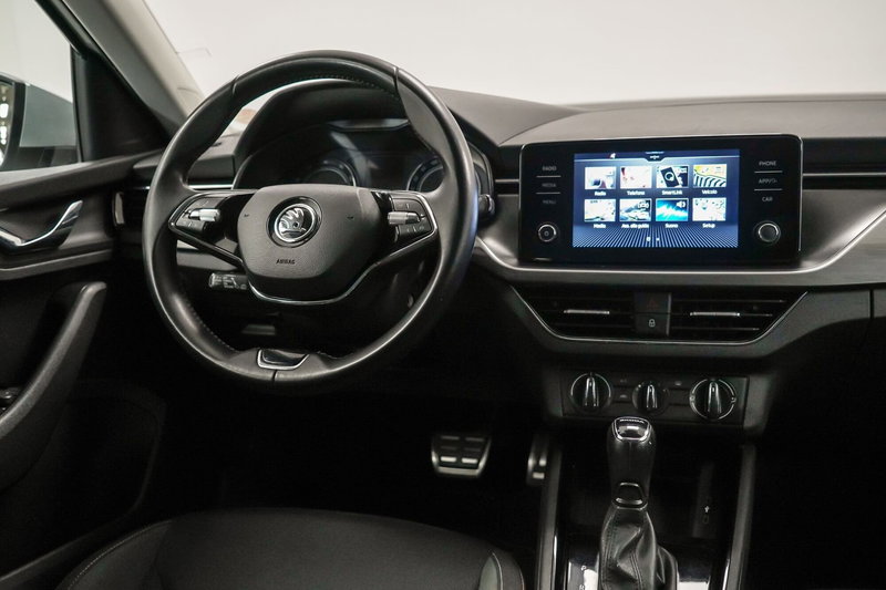 Skoda Kamiq usata a Varese (11)