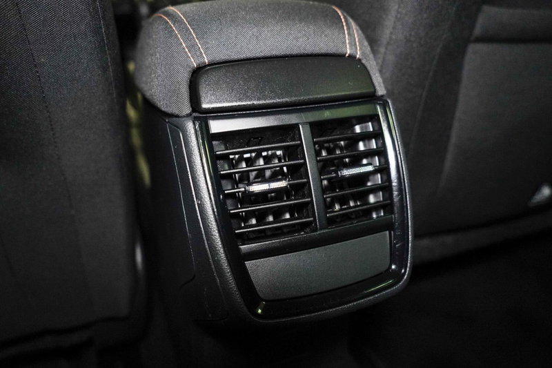 Skoda Kamiq usata a Varese (20)