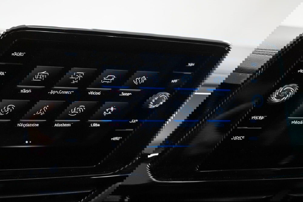 Volkswagen T-Roc usata a Varese (15)