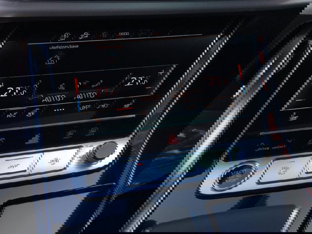 Audi Q8 Sportback nuova a Cuneo (18)