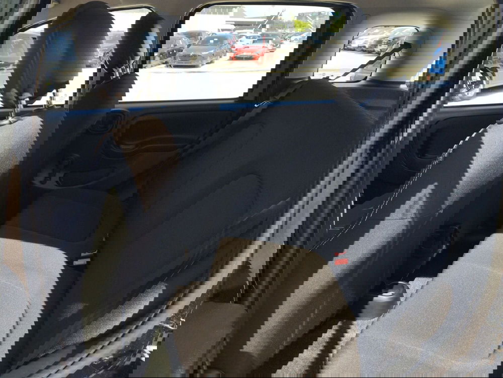 Fiat Panda Cross nuova a Frosinone (8)