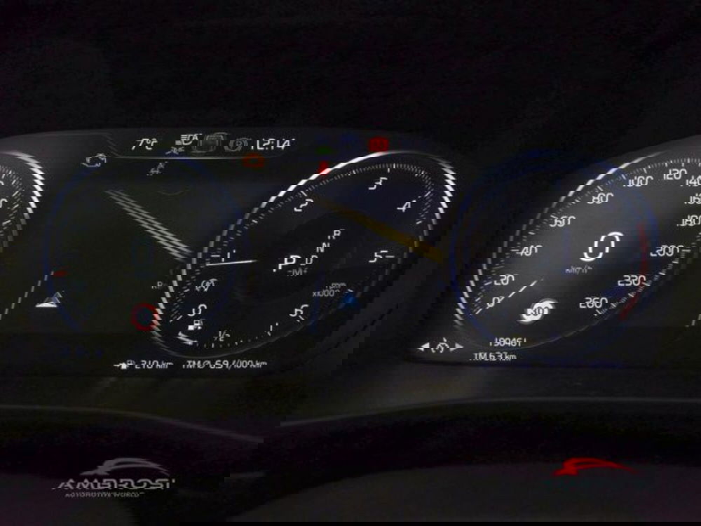 Volvo XC40 usata a Perugia (13)