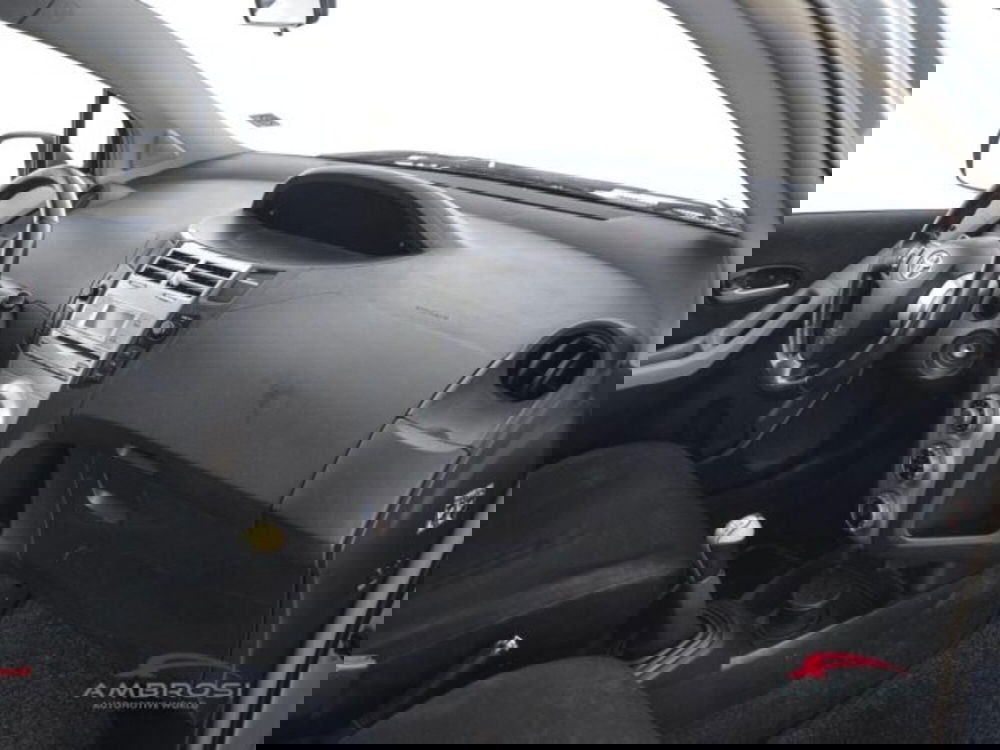 Toyota Yaris usata a Perugia (12)