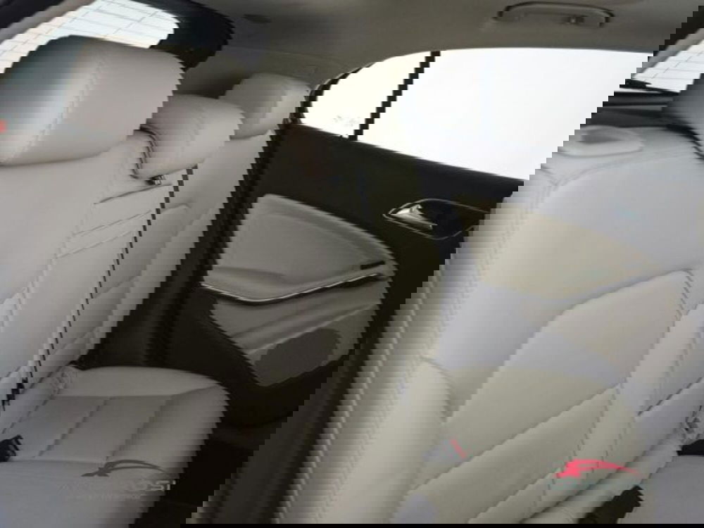 Mercedes-Benz GLA SUV usata a Perugia (11)