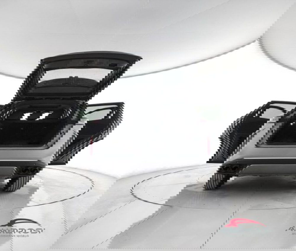 Omoda Omoda 9 SHS-P nuova a Perugia (7)