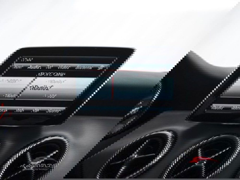 Mercedes-Benz GLA SUV usata a Perugia (14)