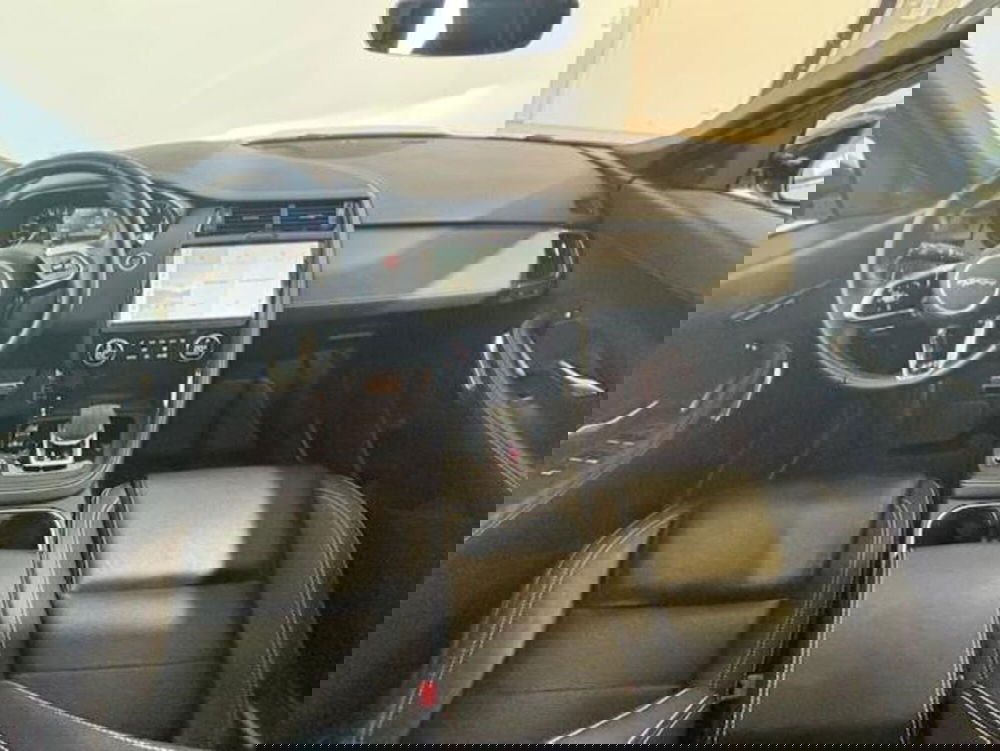 Jaguar E-Pace usata a Venezia (7)