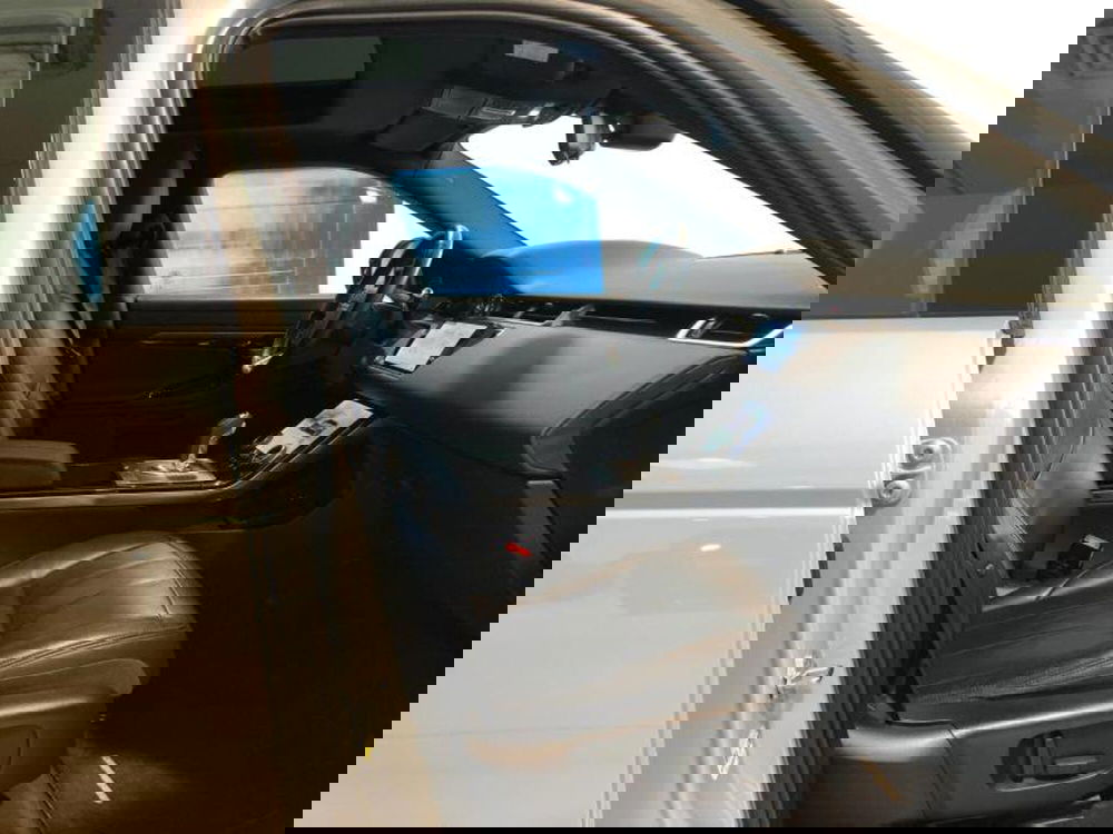 Land Rover Range Rover Evoque usata a Venezia (6)