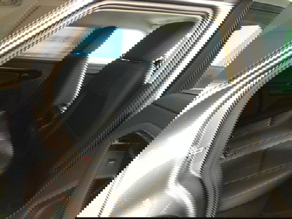 Land Rover Range Rover Evoque usata a Venezia (10)