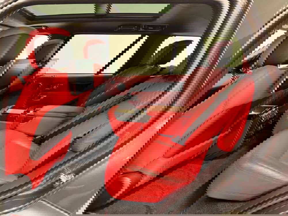 Land Rover Range Rover usata a Venezia (9)