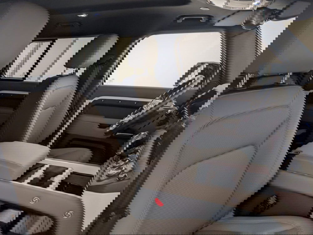 Land Rover Defender usata a Cuneo (3)