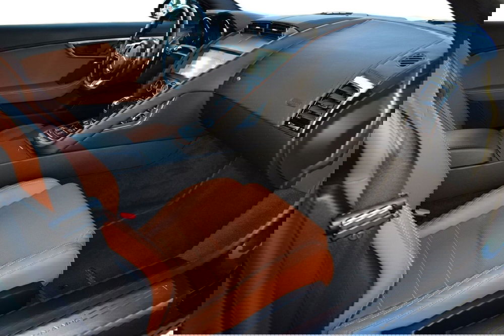 Jaguar F-Type Coupé usata a Cuneo (3)