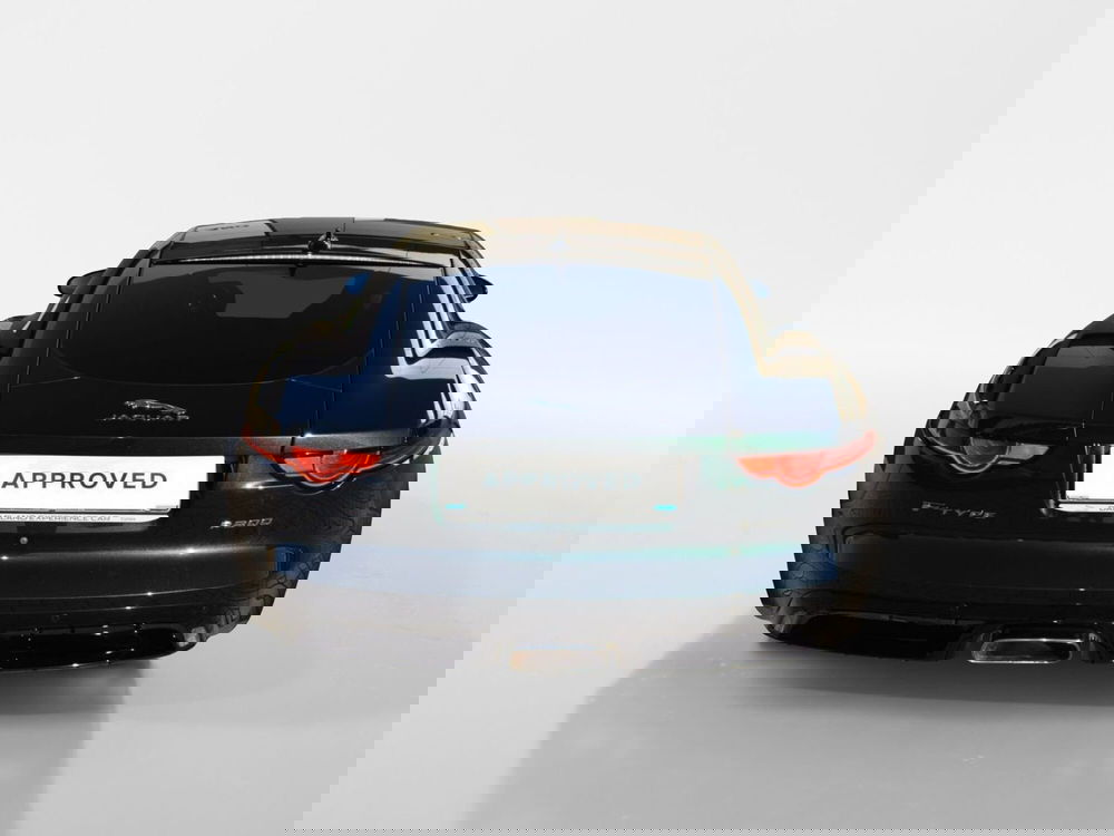 Jaguar F-Type Coupé usata a Cuneo (7)