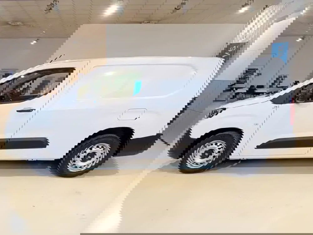 Fiat Doblò Furgone nuova a Milano (5)