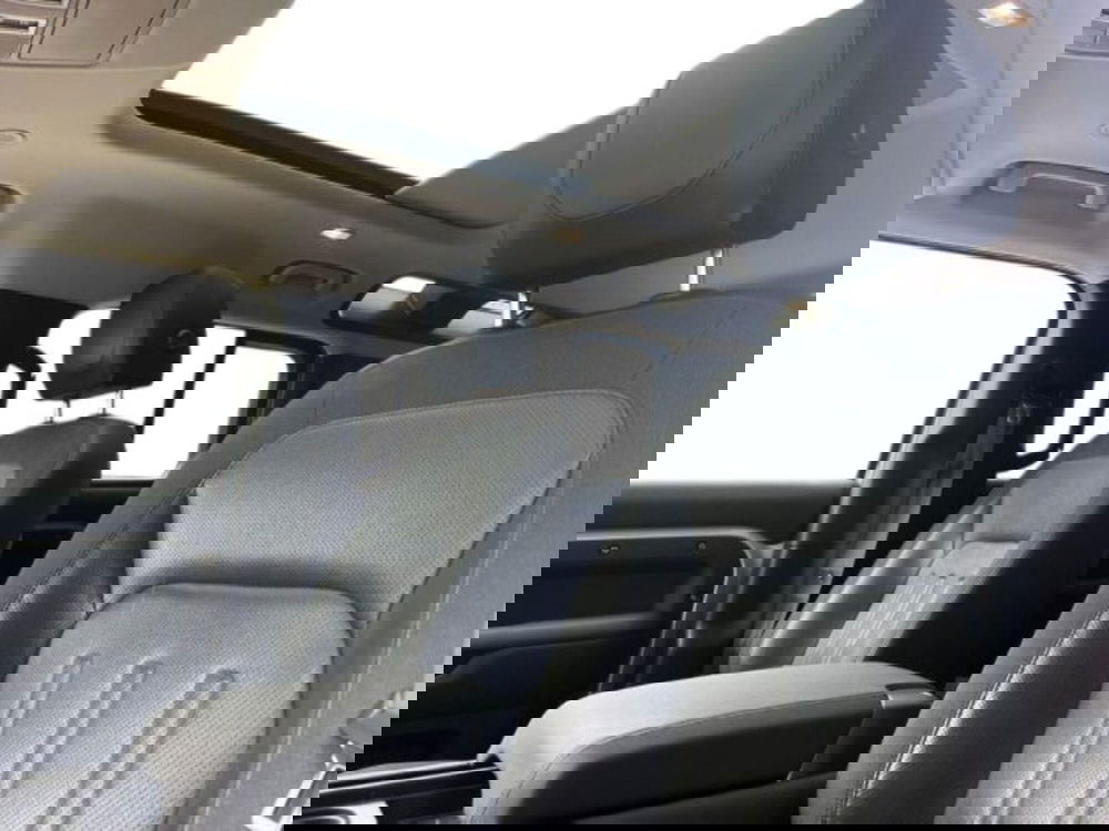 Land Rover Defender usata a Lecce (14)