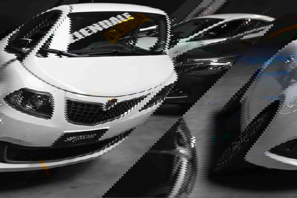 Lancia Ypsilon usata a Torino (3)