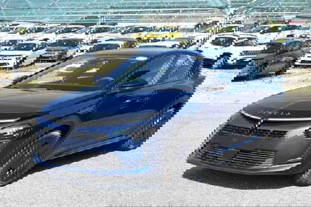 Lancia Ypsilon nuova a Torino