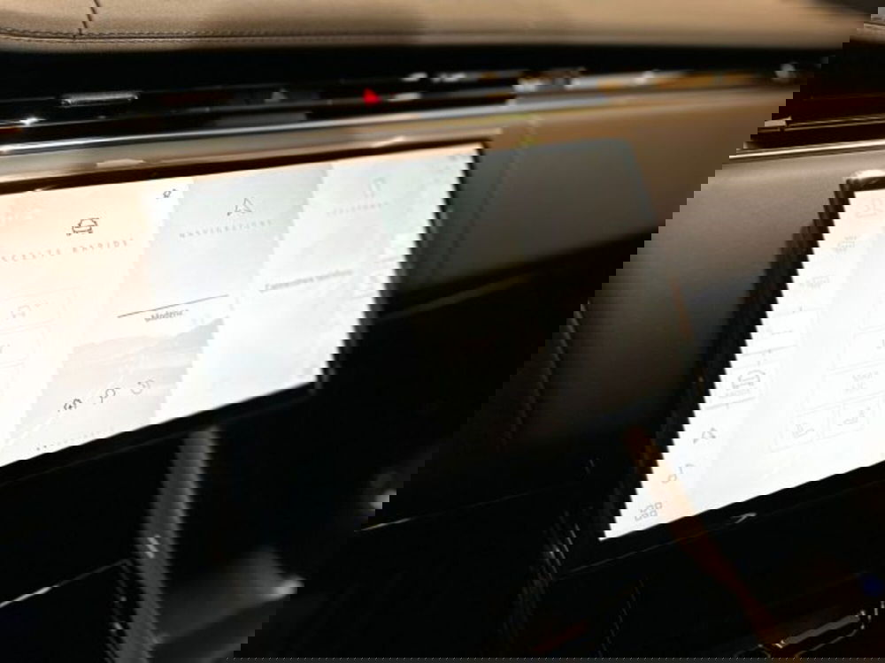 Land Rover Range Rover Sport nuova a Modena (17)