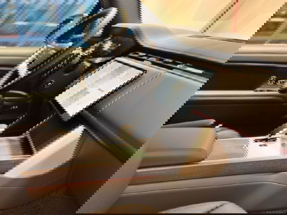 Land Rover Range Rover nuova a Modena (7)