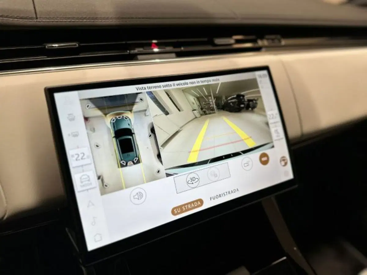Land Rover Range Rover Sport nuova a Modena (15)