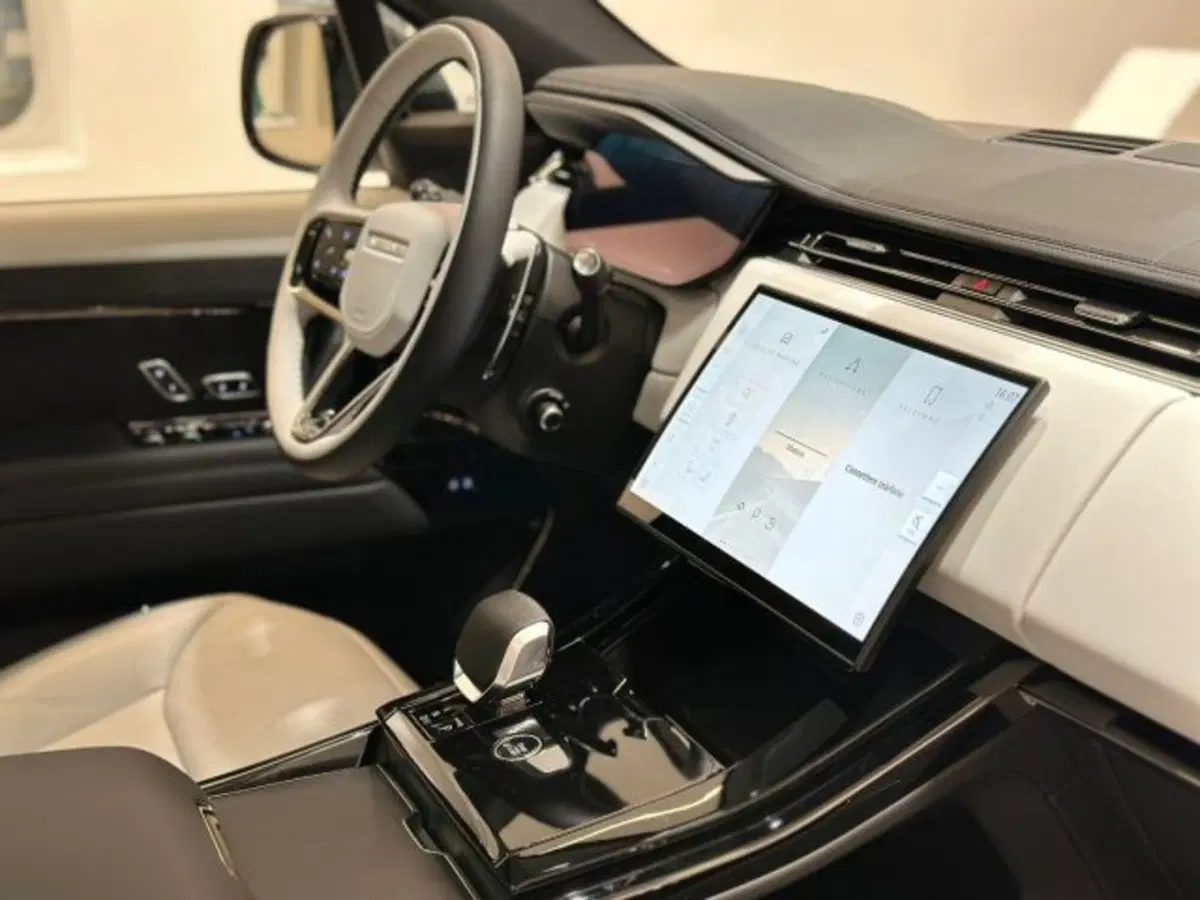 Land Rover Range Rover Sport nuova a Modena (8)