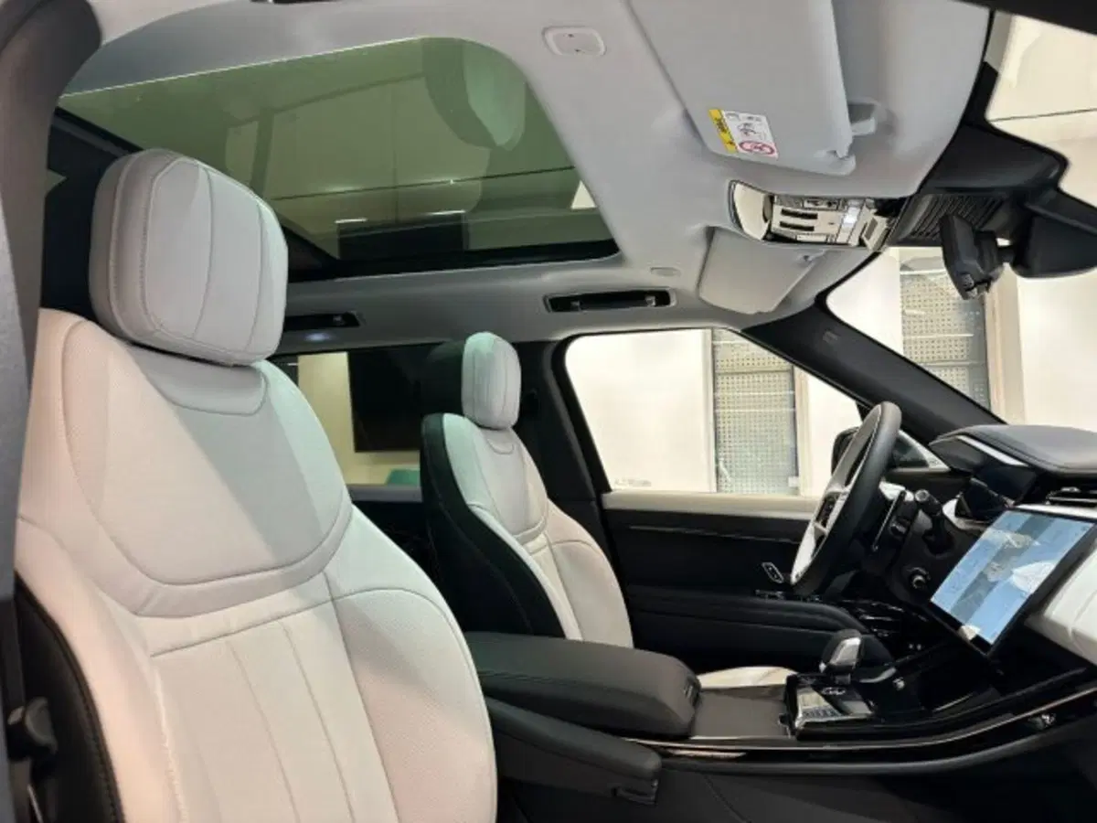 Land Rover Range Rover Sport nuova a Modena (9)