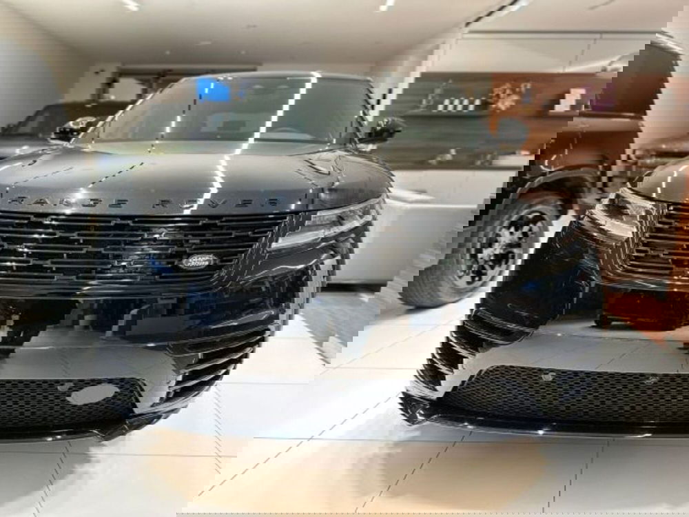 Land Rover Range Rover Velar nuova a Modena (2)