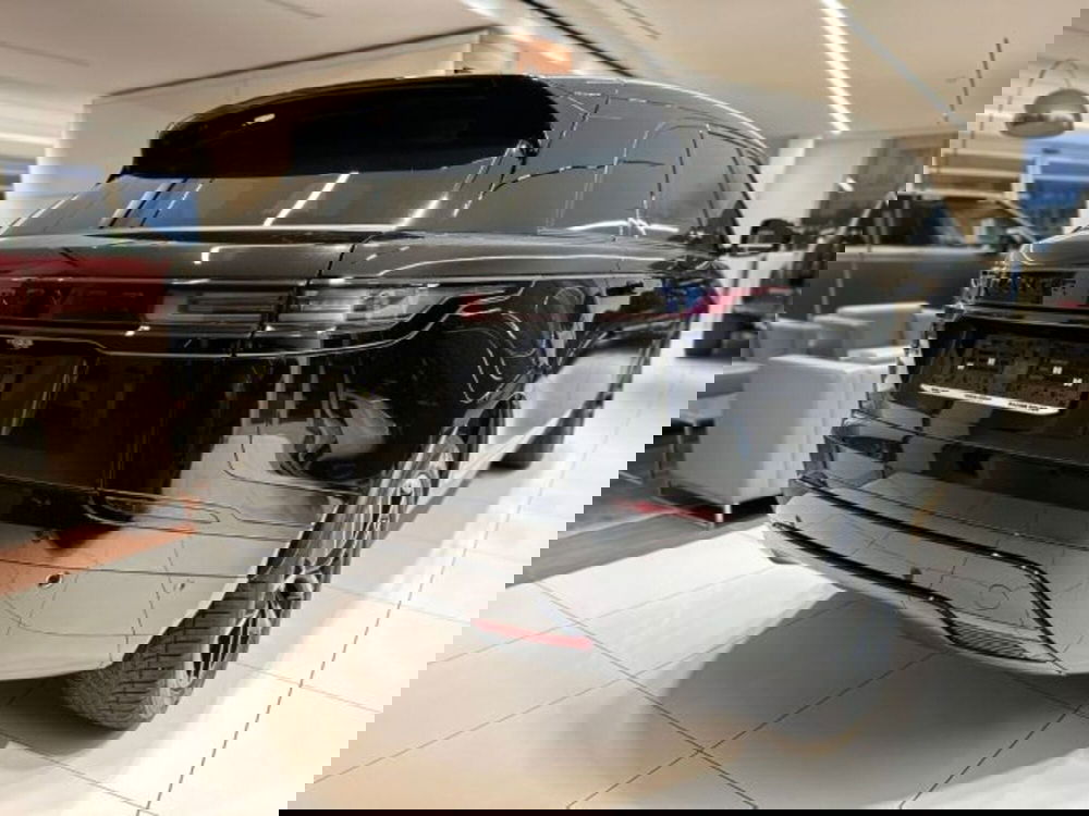 Land Rover Range Rover Velar nuova a Modena (4)