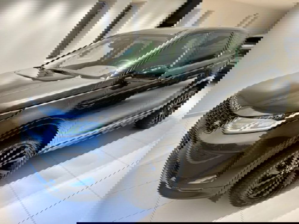 Land Rover Discovery Sport nuova a Modena