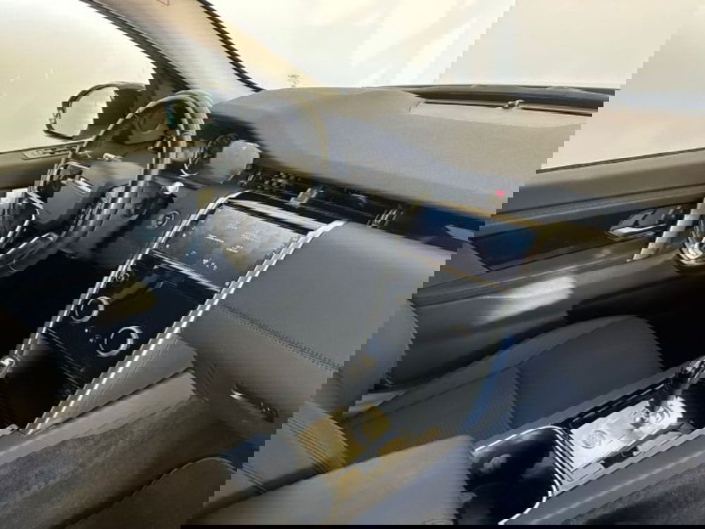 Land Rover Discovery Sport usata a Modena (10)