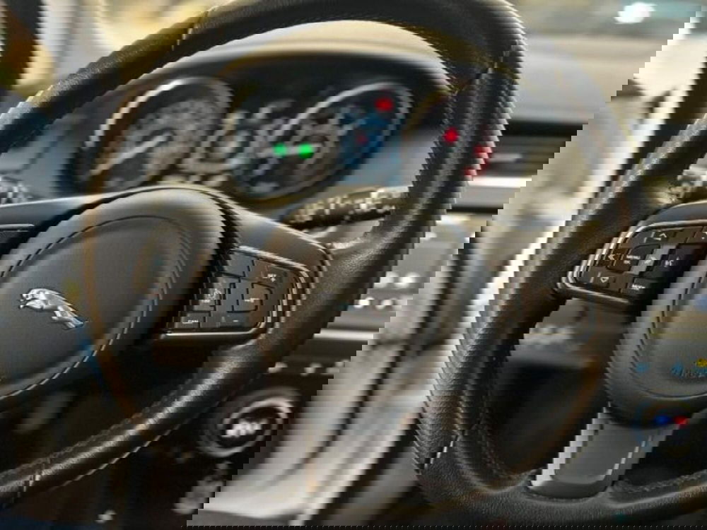 Jaguar E-Pace usata a Modena (7)