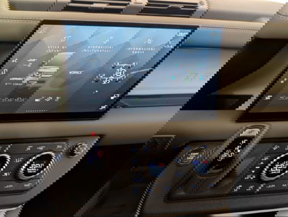 Land Rover Defender usata a Cuneo (13)