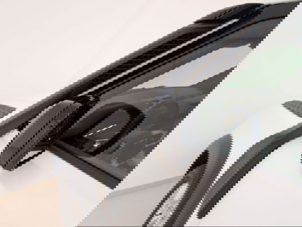 Land Rover Defender usata a Cuneo (8)