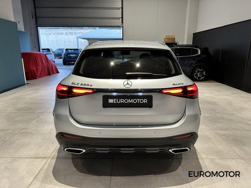 Mercedes-Benz GLC usata a Bari (8)
