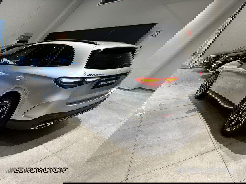 Mercedes-Benz GLC usata a Bari (9)