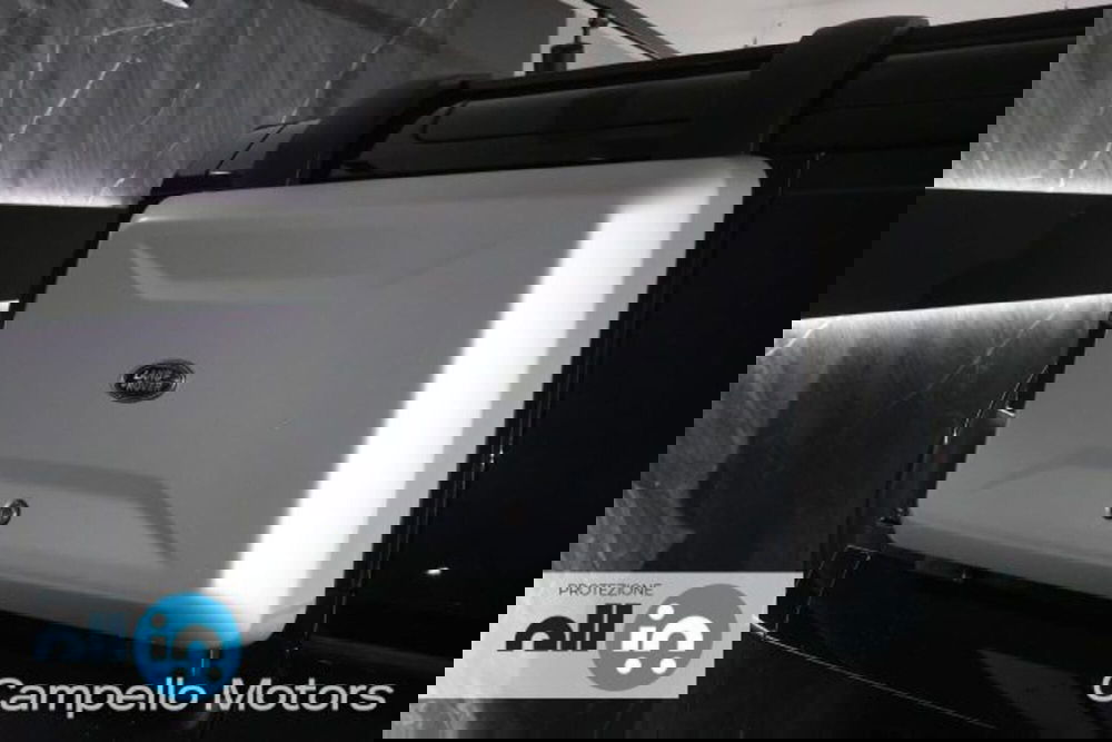 Land Rover Defender usata a Venezia (17)