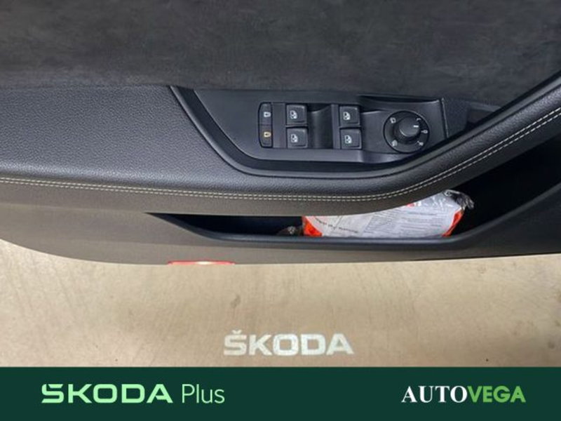 Skoda Superb Station Wagon usata a Vicenza (19)