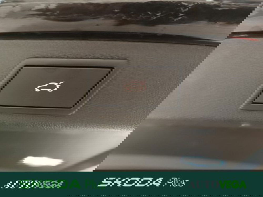 Skoda Superb Station Wagon usata a Vicenza (9)