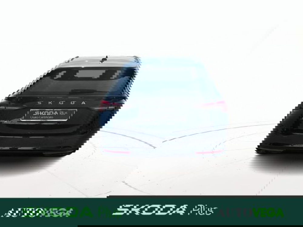 Skoda Octavia Station Wagon nuova a Vicenza (4)