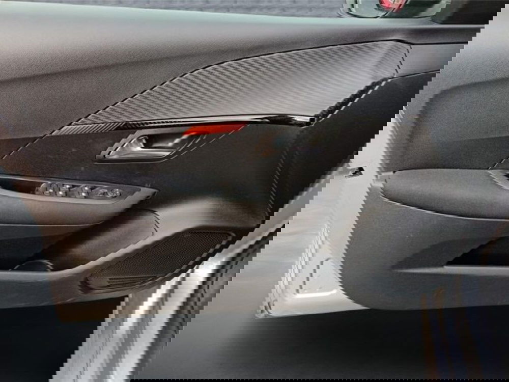 Peugeot 208 usata a Bari (9)