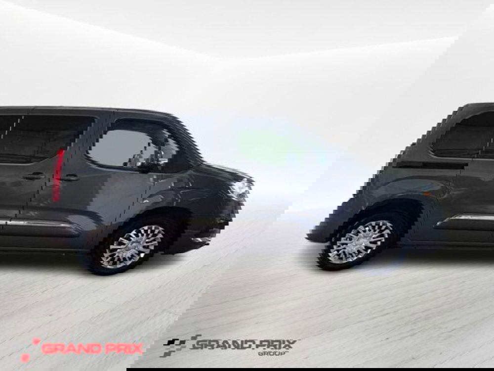 Toyota Proace City Verso usata a Bologna (4)