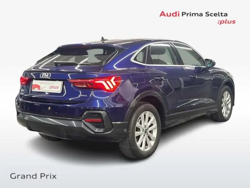 Audi Q3 Sportback usata a Bologna (2)