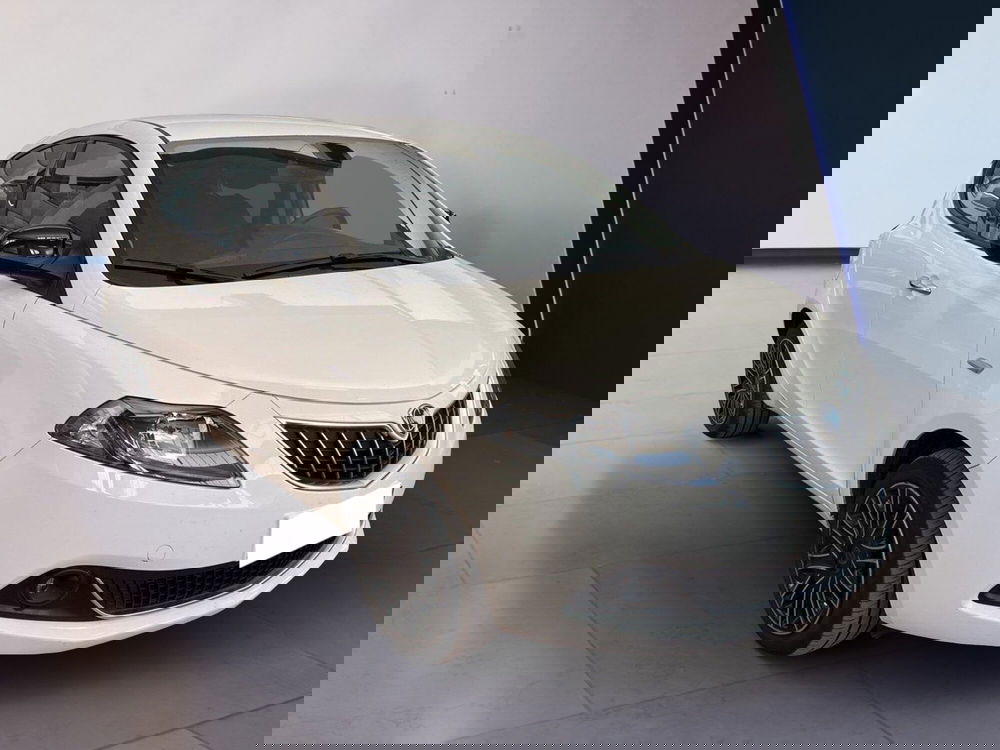 Lancia Ypsilon usata a Torino (3)